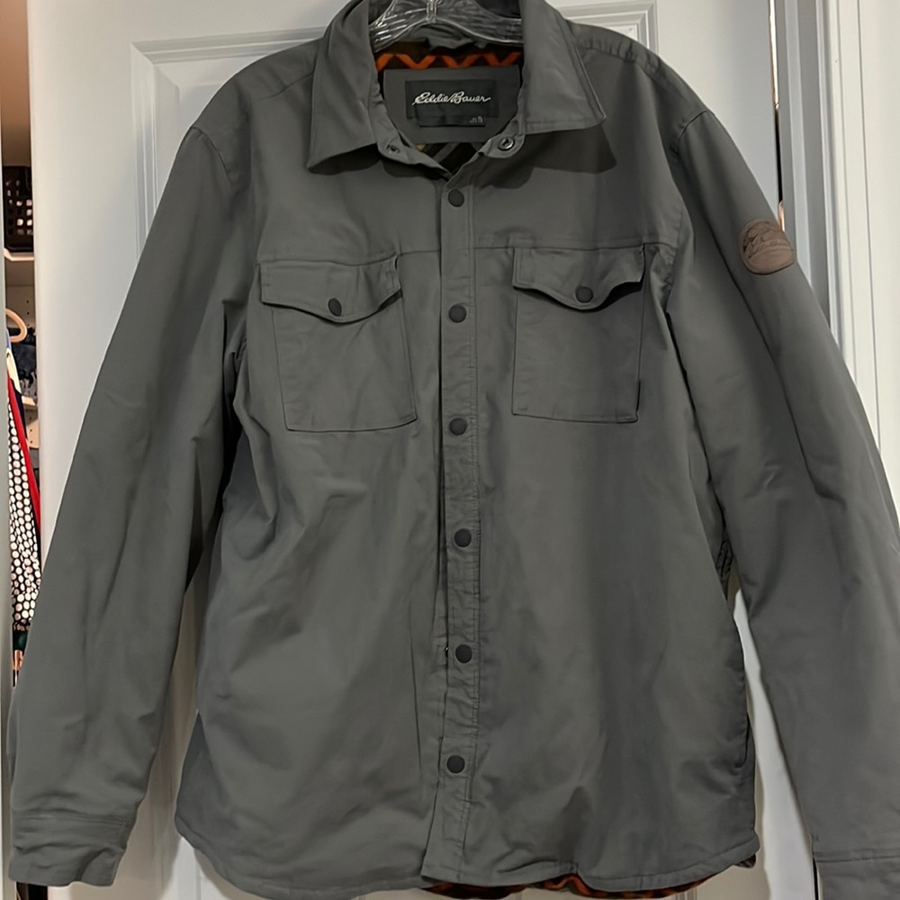 Eddie Bauer shirt/jacket, size XL, like new!